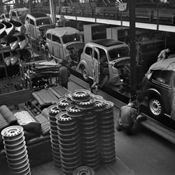This Photo of an Early 20th Century Production Line Offers Inspiration for 21st Century AI Production